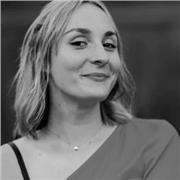 Experienced pianist with music degree. I offer tailored piano lessons in London and online for all skill levels.